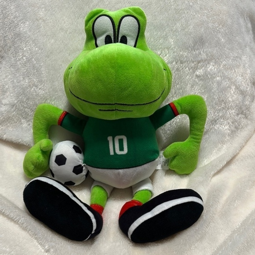 Senor Frogs Green Frog Soccer Plush Toy 🐸